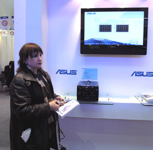 СEBIT-2005. ASUS